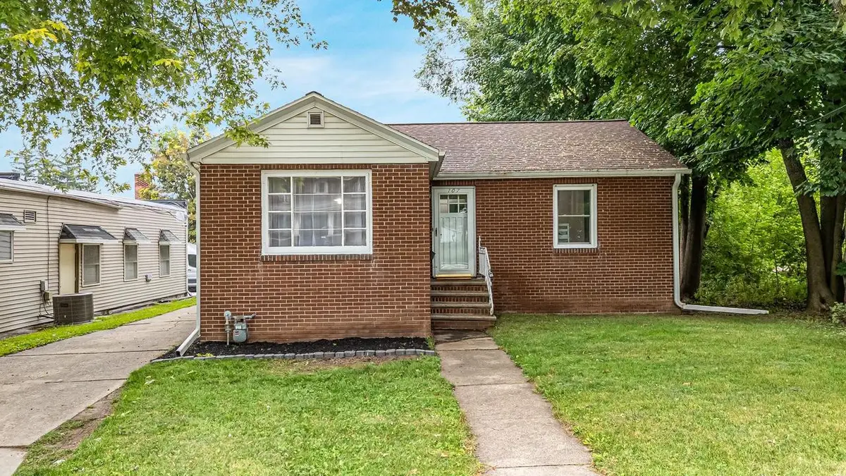 107 S ONEIDA STREET, Green Bay, WI 54303 - #1