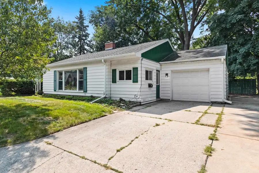 101 W WHITNEY STREET, Green Bay, WI 54301 - #2