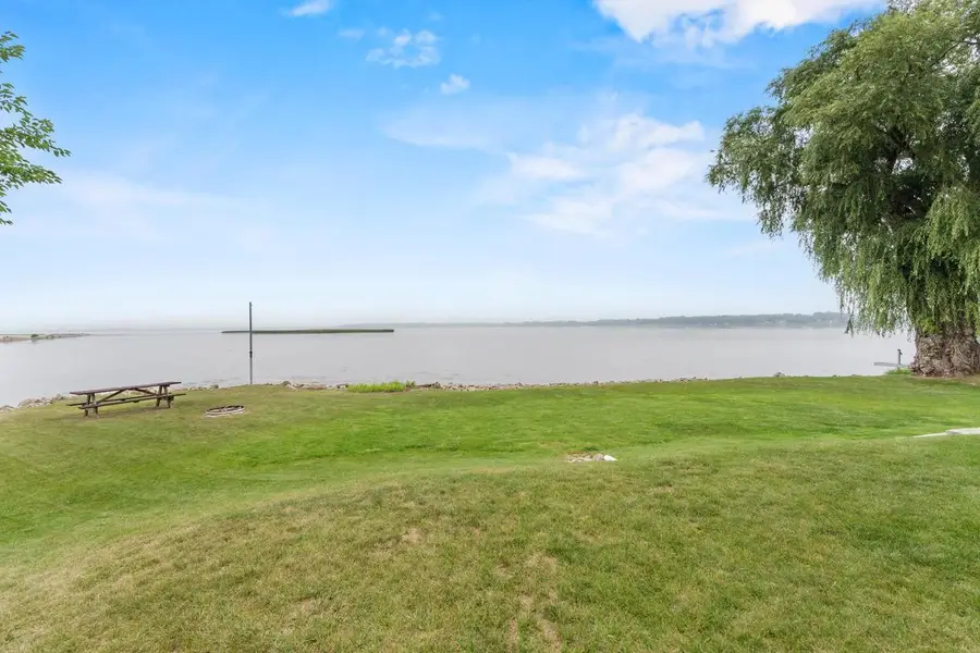 6392 LAKESHORE ROAD, Winneconne, WI 54986 - #3