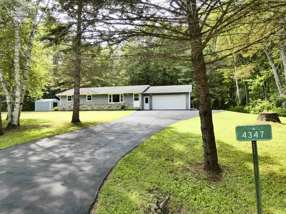 4347 SANDY LANE, Suamico, WI 54173 - #1