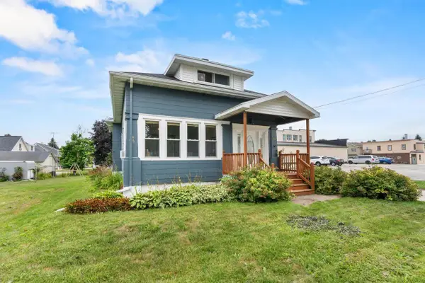 108 LILAC DRIVE, Francis Creek, WI 54214