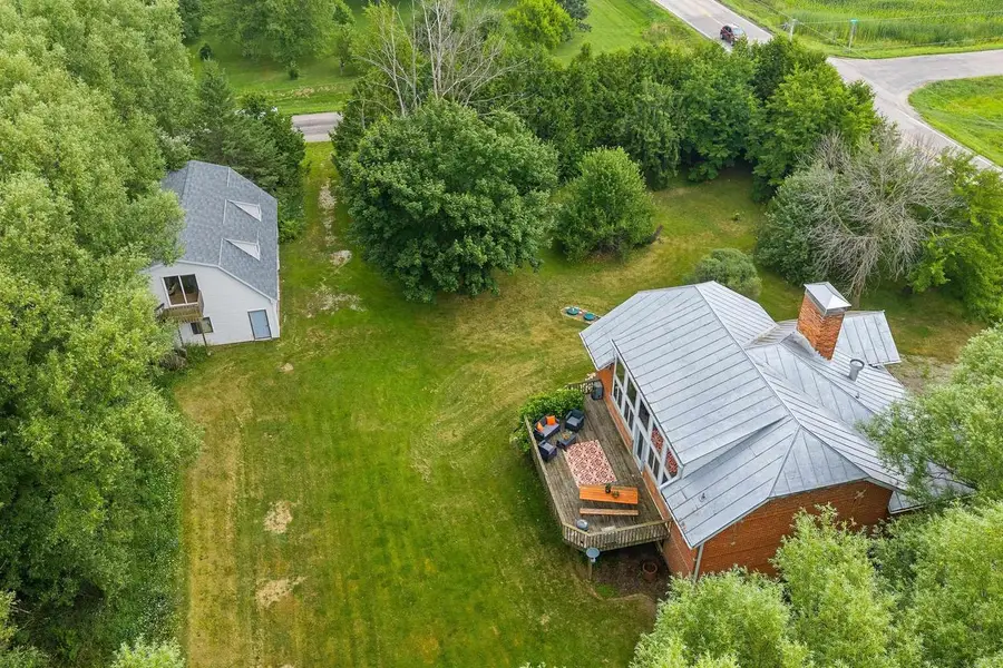 3189 N COUNTY ROAD P, New Franken, WI 54229 - #3