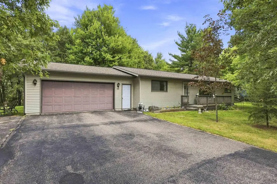 1009 LEXUS LANE, Wisconsin Rapids, WI 54494 - #2