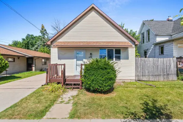 828 S CHESTNUT AVENUE, Green Bay, WI 54304