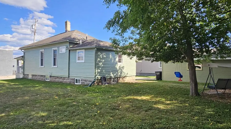 403 N CLARK STREET, Appleton, WI 54911 - #3