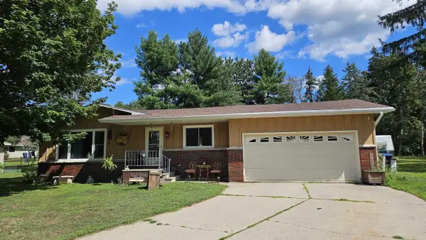 132 SCHOOL COURT, Shawano, WI 54166