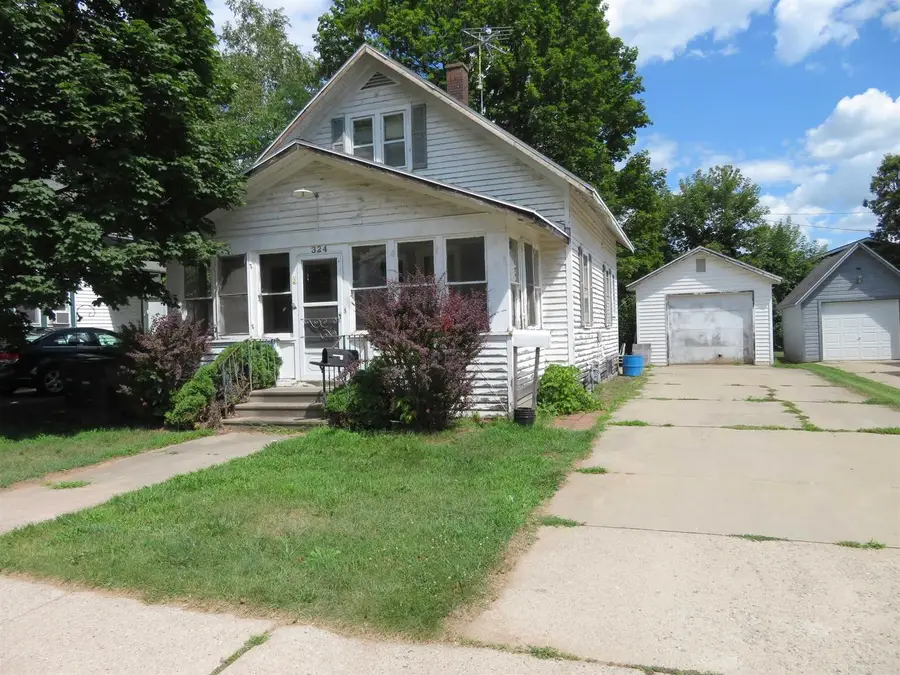 324 S WASHINGTON STREET, Shawano, WI 54166 - #2