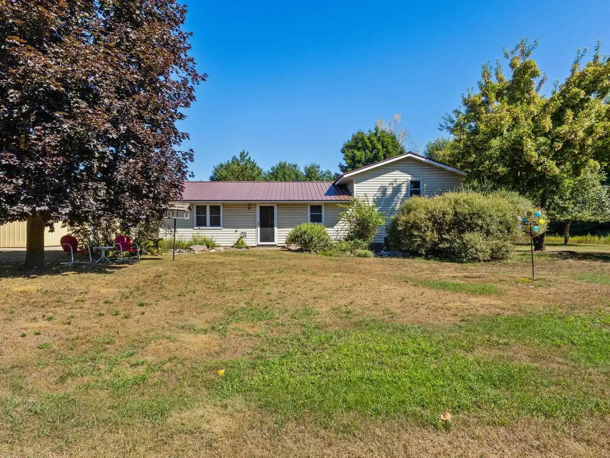 N3159 SEWARD HEIGHTS ROAD, Peshtigo, WI 54157 - #1
