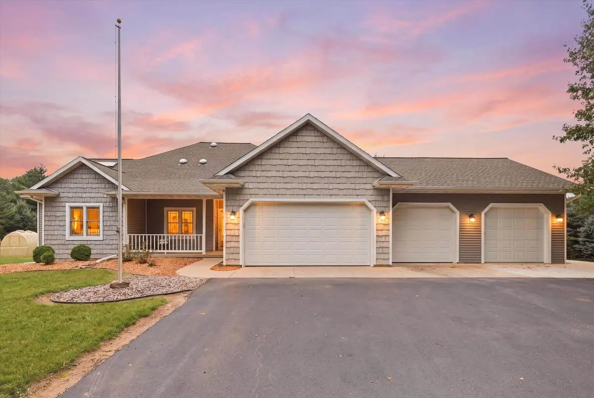 N3575 SUNRISE COURT, New London, WI 54961 - #1