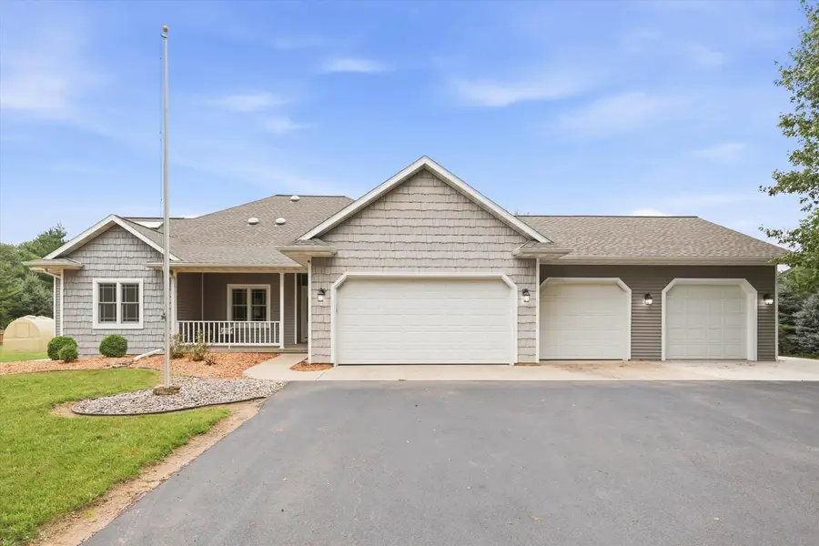 N3575 SUNRISE COURT, New London, WI 54961 - #2