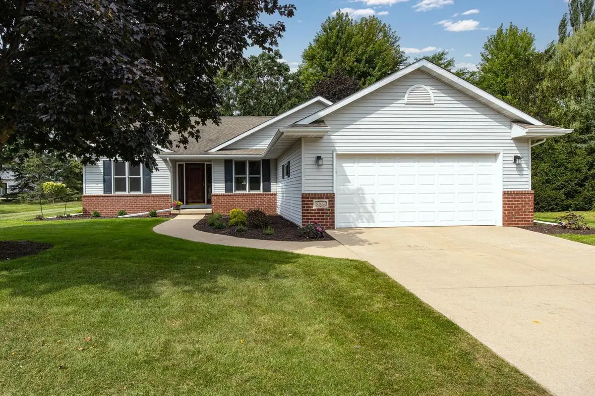 339 WINDINGBROOK DRIVE, Oshkosh, WI 54904 - #1