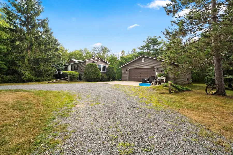 W11101 SUNSET VALLEY ROAD, Crivitz, WI 54114 - #2