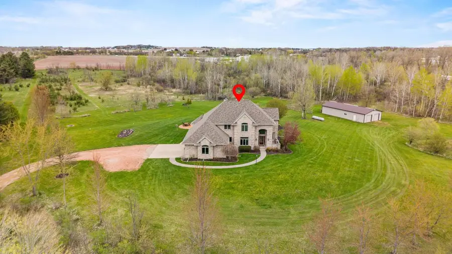 W7828 HILLVIEW ROAD, Hortonville, WI 54944 - #2