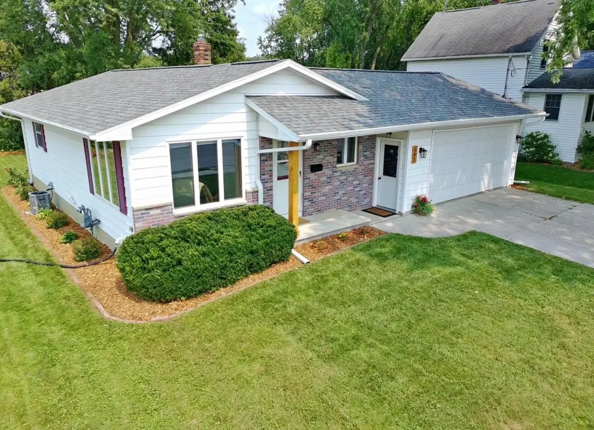 141 ROBBINS STREET, Seymour, WI 54165 - #1