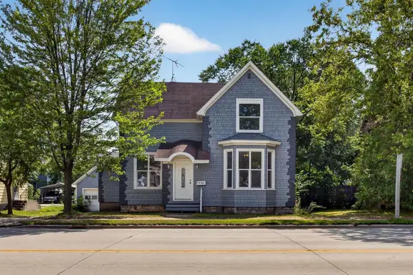 816 MARINETTE AVENUE, Marinette, WI 54143