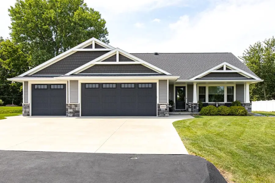 4944 ORMAND BEACH COURT, Oshkosh, WI 54904 - #3