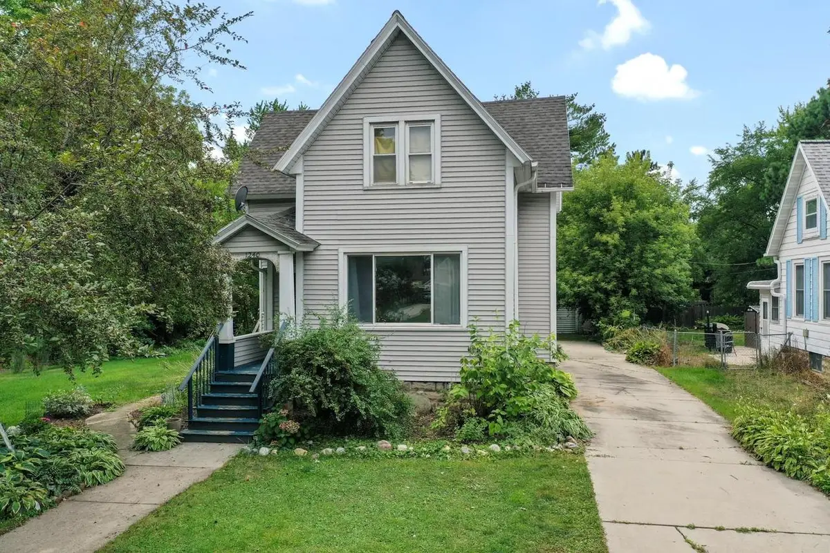 1240 S JACKSON STREET, Green Bay, WI 54301 - #1