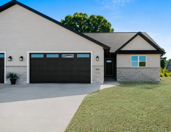 1837 LONDON ROAD, Green Bay, WI 54311