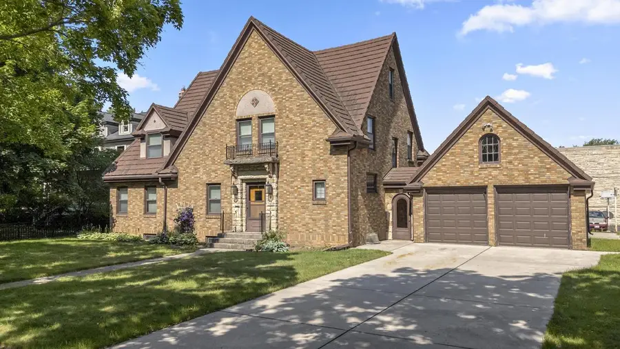 740 S QUINCY STREET, Green Bay, WI 54301 - #2