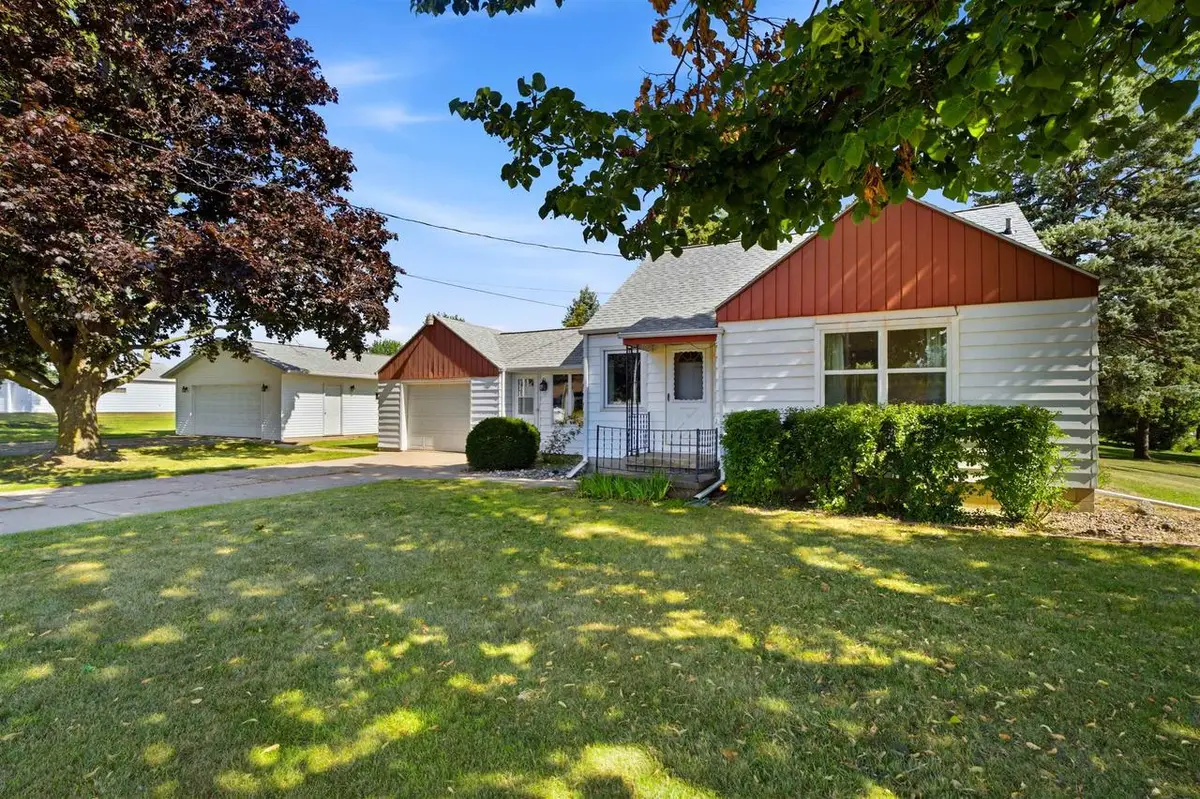 W6444 GREENVILLE DRIVE, Greenville, WI 54942 - #1