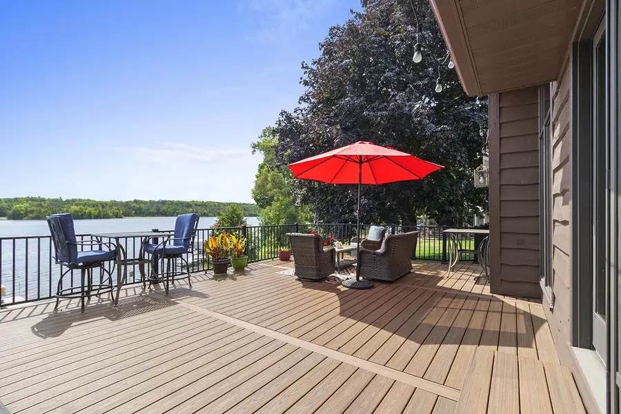 125 W HIGHLAND DRIVE, Oconto Falls, WI 54154 - #3