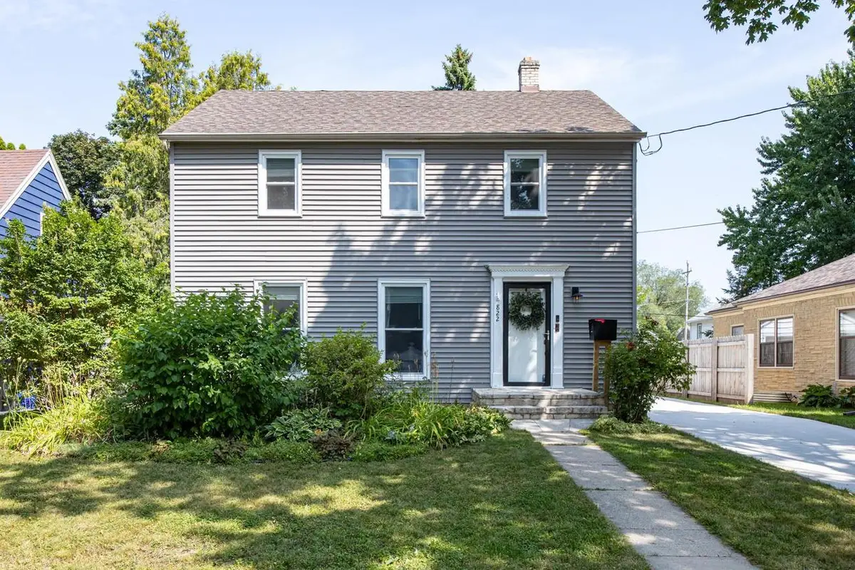 822 W 3RD STREET, Appleton, WI 54914 - #1