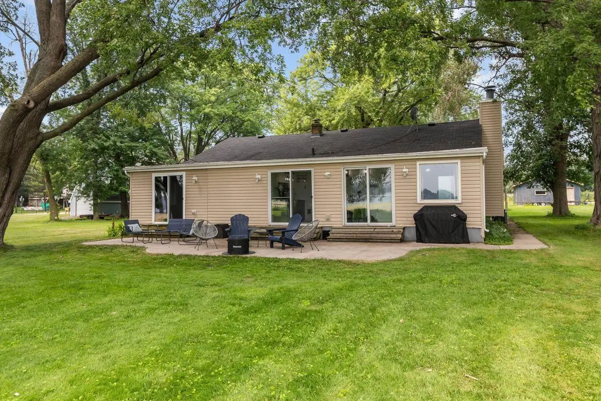 1583 BUTTE DES MORTS BEACH ROAD, Neenah, WI 54956 - #1