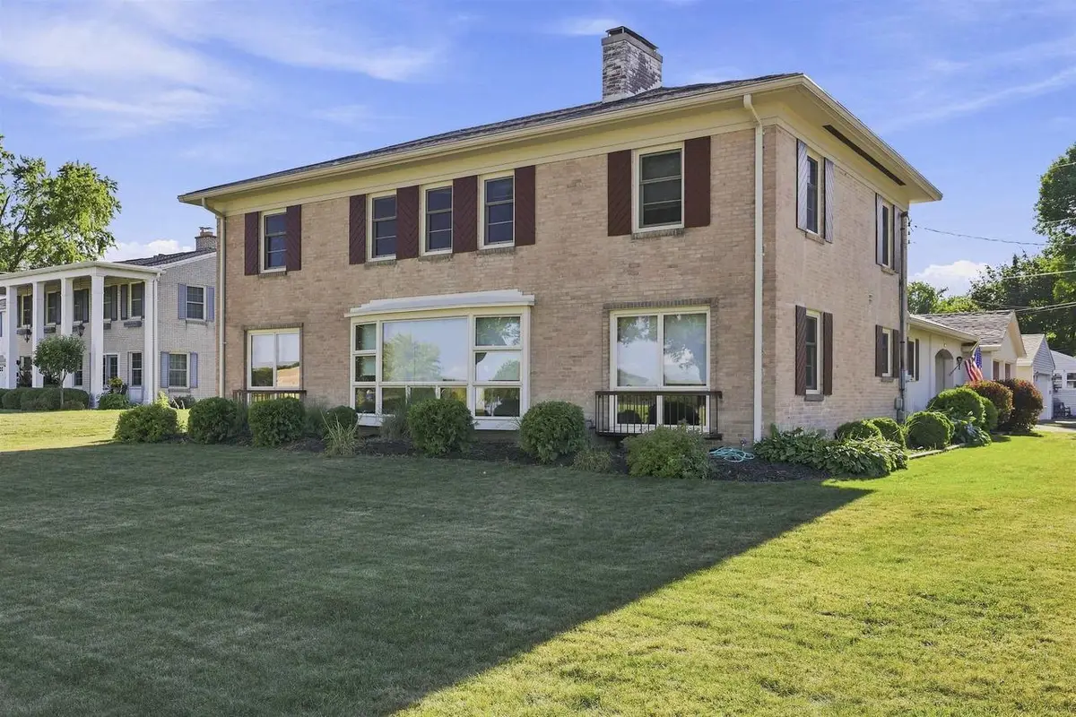 1117 BALDWIN AVENUE, Oshkosh, WI 54901 - #1