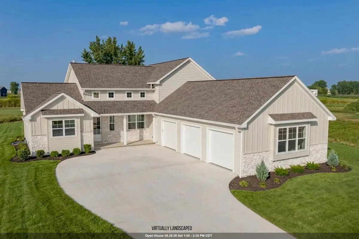 122 BECKERAE COURT, Wrightstown, WI 54180 - #1