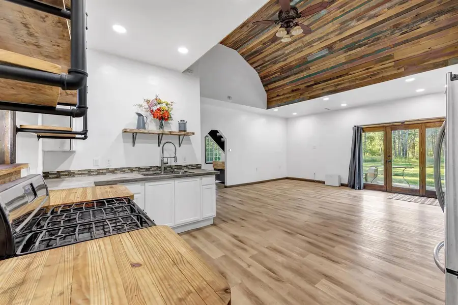 3841 SAMPSON ROAD, Little Suamico, WI 54141 - #2
