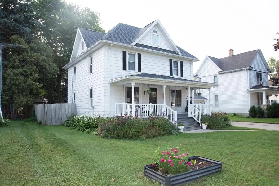 903 WOODSIDE AVENUE, Ripon, WI 54971 - #2