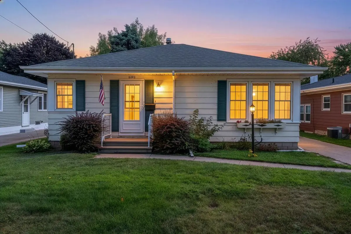 1342 WAUGOO AVENUE, Oshkosh, WI 54901 - #1