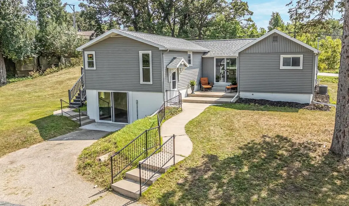 8772 COUNTY RD K, Omro, WI 54963 - #1