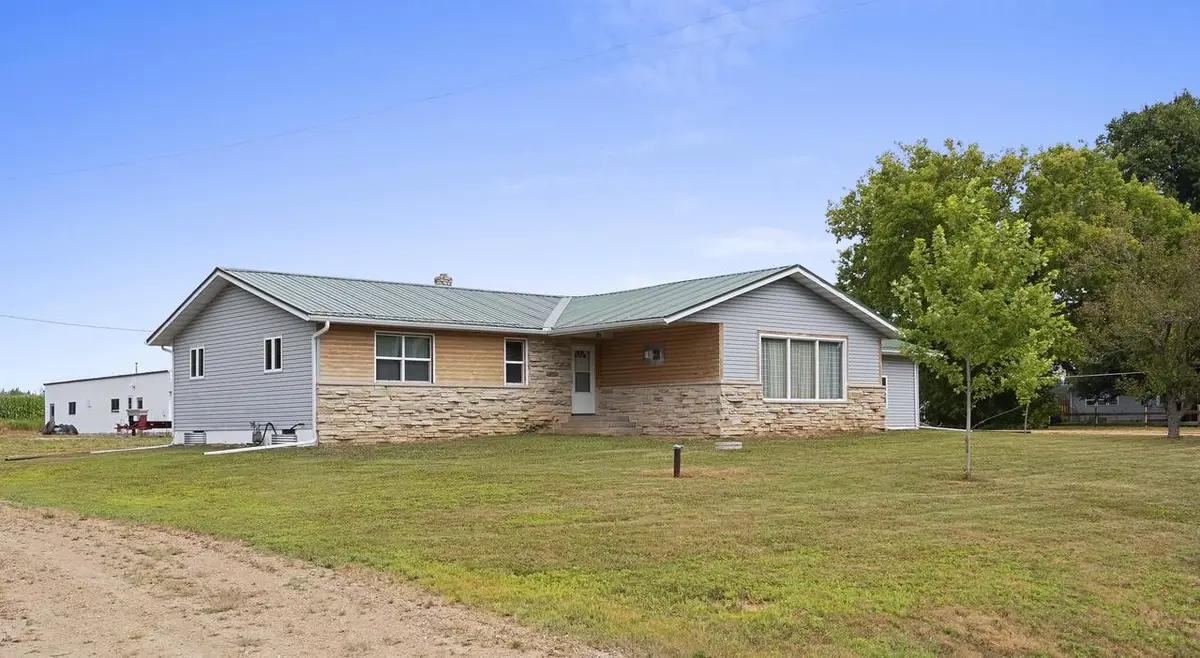 190 CTY RD N, Birnamwood, WI 54414 - #1
