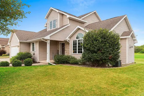 465 WINDING WATERS WAY, De Pere, WI 54115