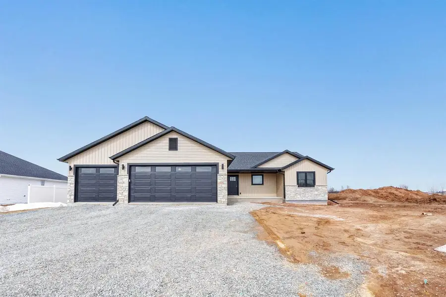 W5747 ROUNDSTONE PLACE, Menasha, WI 54952 - #2