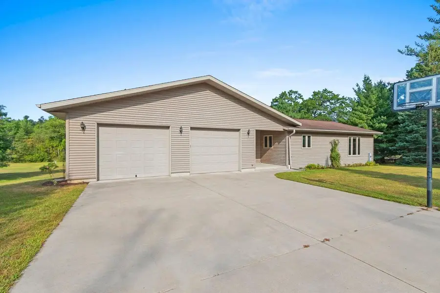 N7455 SIKOWSKI LANE, Crivitz, WI 54114 - #2