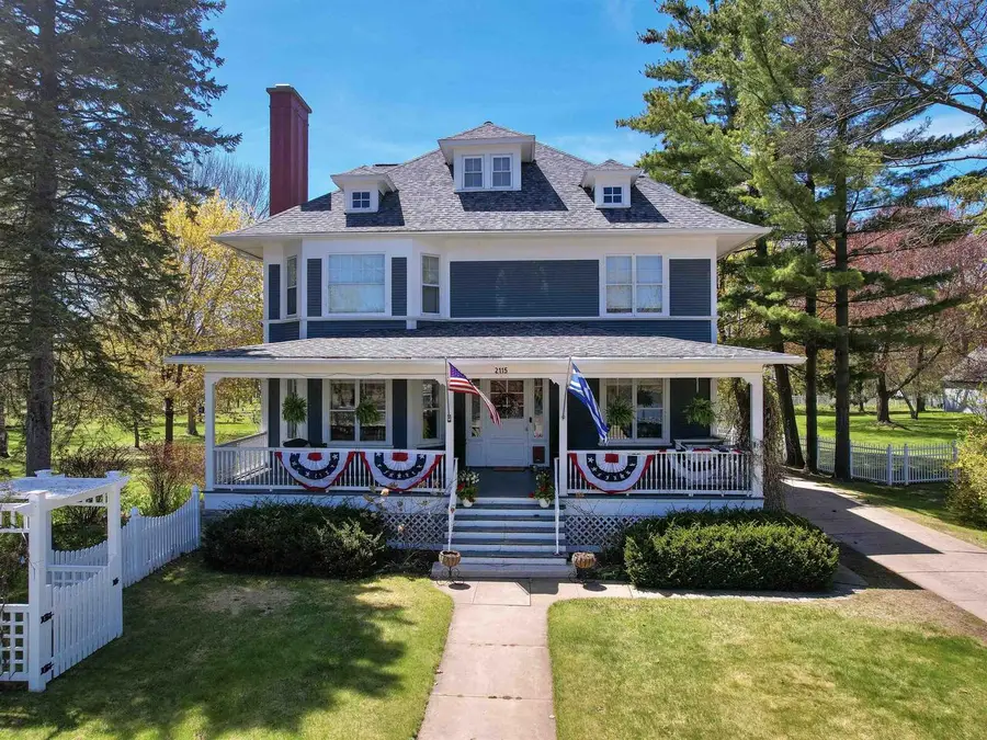 2115 RIVERSIDE AVENUE, Marinette, WI 54143 - #2