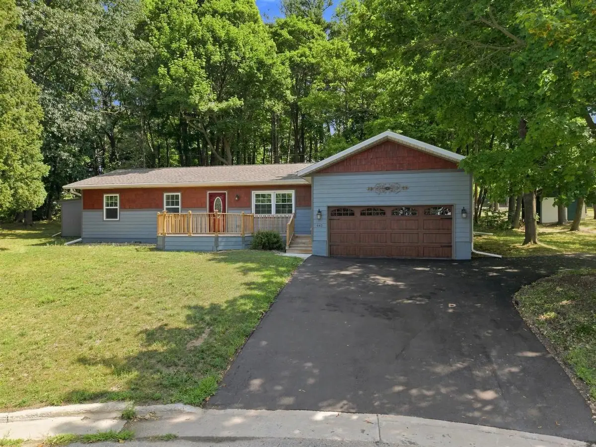 462 N 7TH PLACE, Sturgeon Bay, WI 54235 - #1