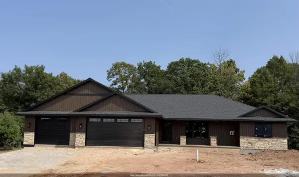 6157 BAY HILL COURT, Luxemburg, WI 54217