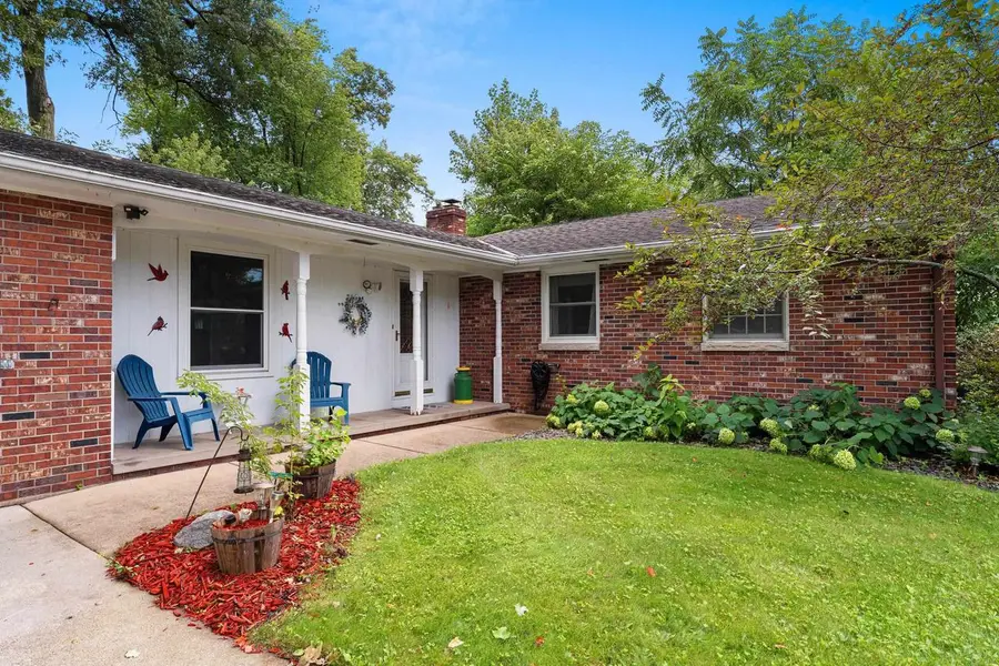 2624 OAKWOOD DRIVE, Green Bay, WI 54304 - #2
