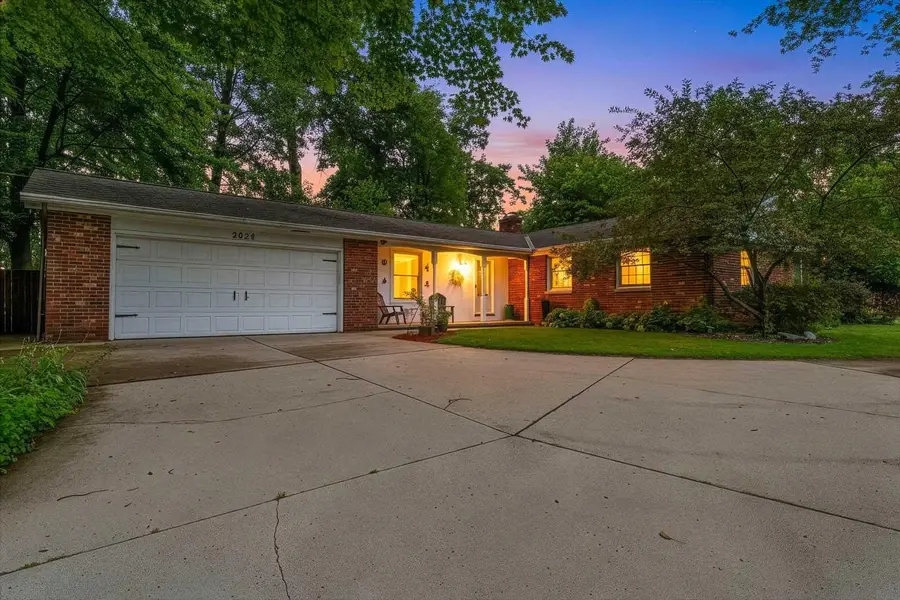 2624 OAKWOOD DRIVE, Green Bay, WI 54304 - #3