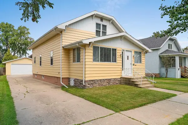 1551 CEDAR STREET, Green Bay, WI 54301