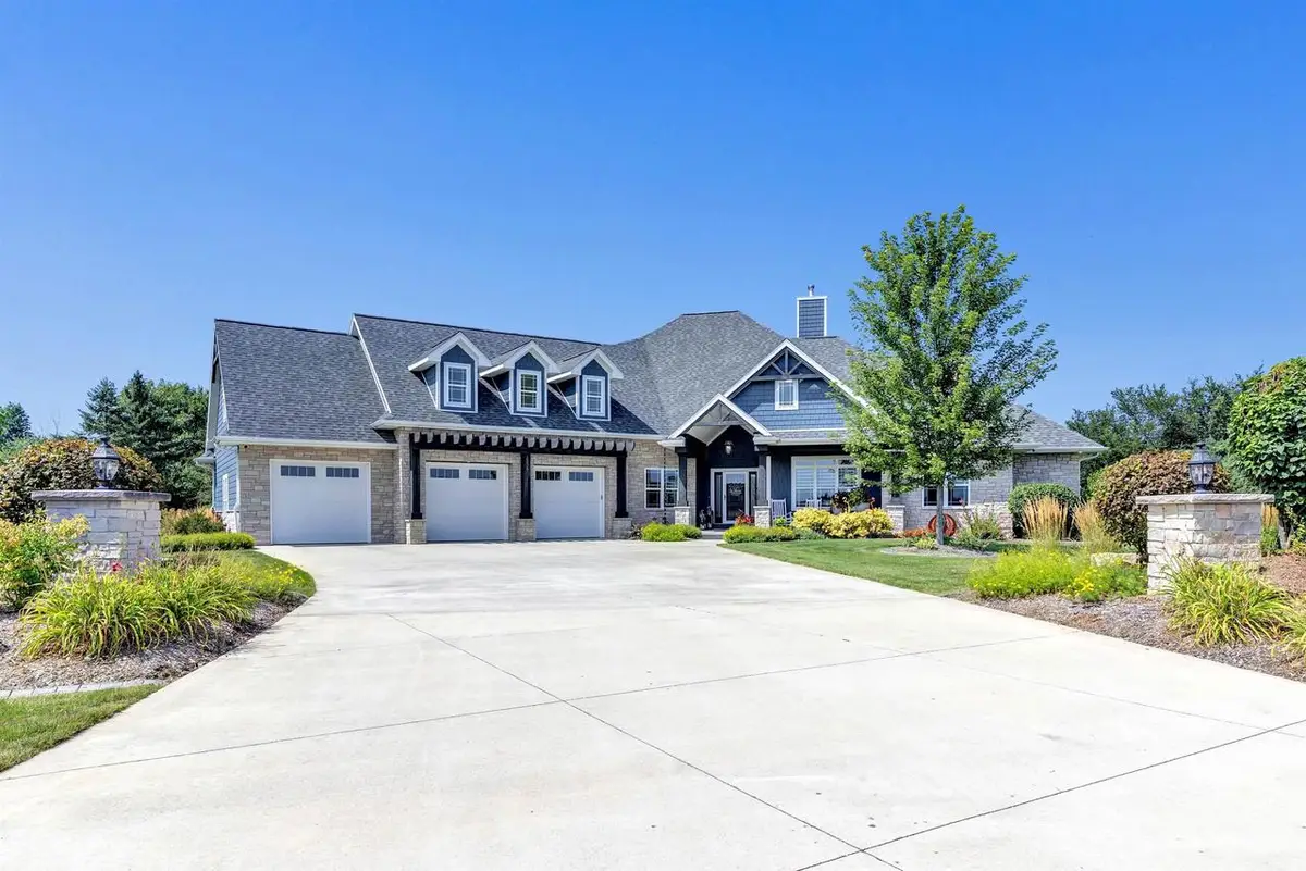 2836 OAK STREAM DRIVE, De Pere, WI 54115 - #1