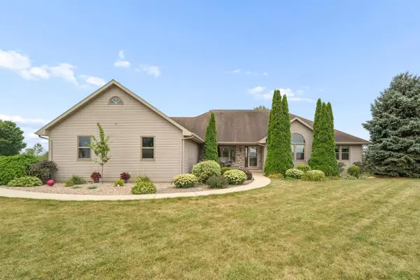 2855 FREEDOM ROAD, De Pere, WI 54115