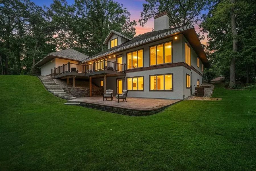 255 TRADERS POINT LANE, Green Bay, WI 54302 - #2