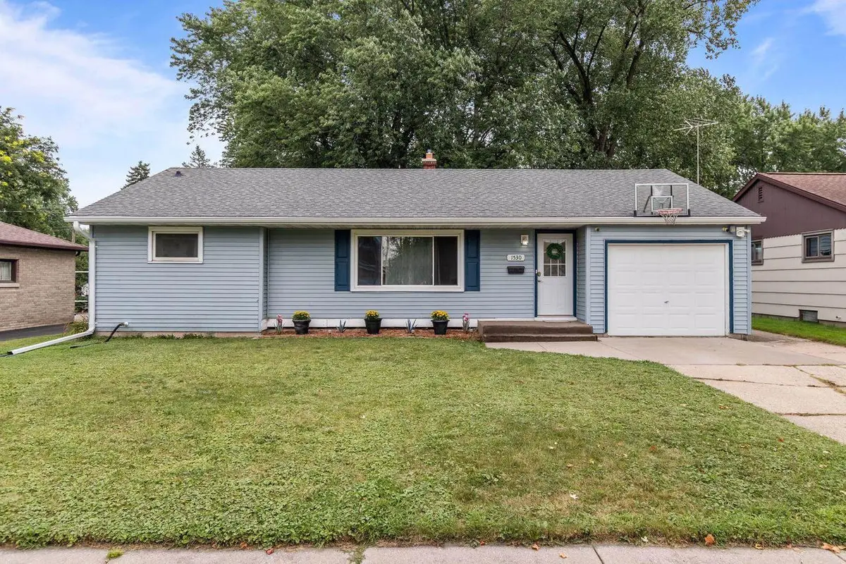 1530 S WALDEN AVENUE, Appleton, WI 54915 - #1