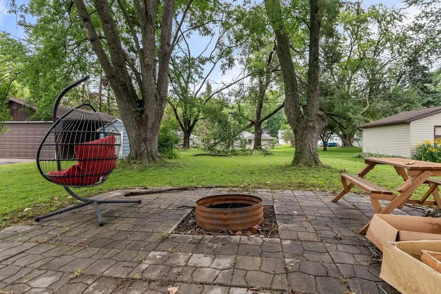 1530 S WALDEN AVENUE, Appleton, WI 54915 - #3