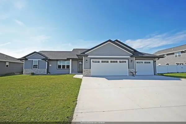 880 JOEANNA WAY, Pulaski, WI 54162