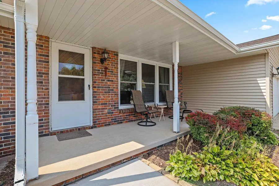 842 FRIBOURG STREET, De Pere, WI 54115 - #2
